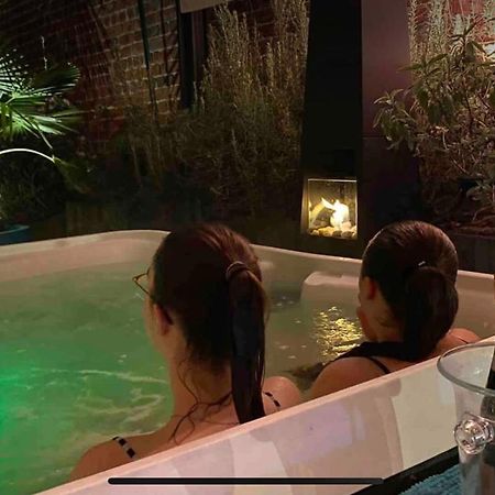 Апартаменти Le Jacuzzi De Marie Туркуен Екстер'єр фото